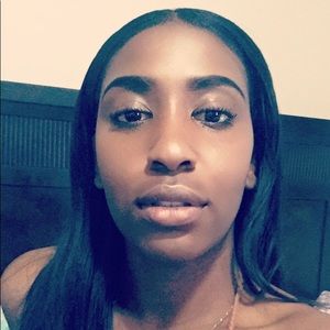 Meet your Posher, Jenny